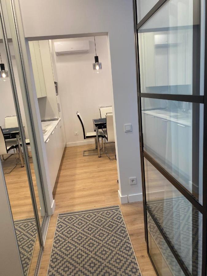 Moder Chic Apartment In Center-Prime Rentals Kaunas Buitenkant foto