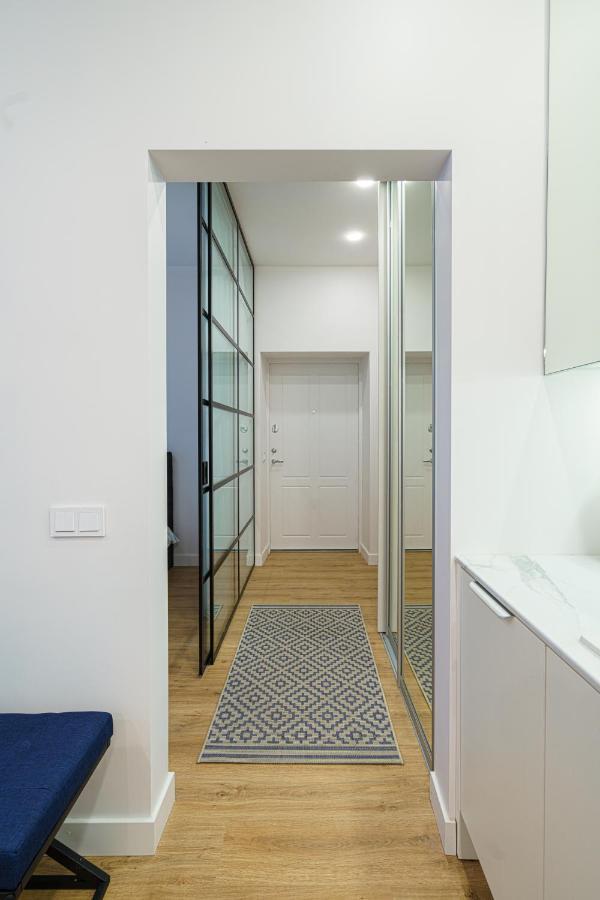 Moder Chic Apartment In Center-Prime Rentals Kaunas Buitenkant foto