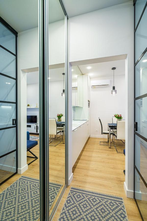 Moder Chic Apartment In Center-Prime Rentals Kaunas Buitenkant foto